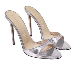 Identita round toe laminated sandal.